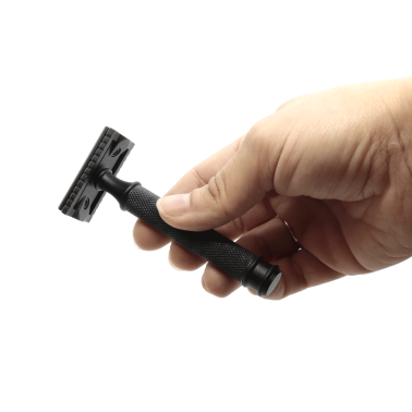 Rasoir de sureté manche court en Inox noir Gentleman Barbier