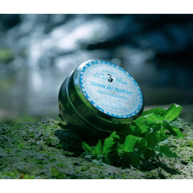 Savon à raser le Père Lucien menthe forte en collaboration avec MRed