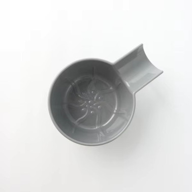 Bol de rasage gris clair en plastique de la marque YAQI 